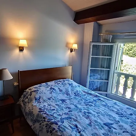 Charming With Private Swimming Pool And Garden Villa
